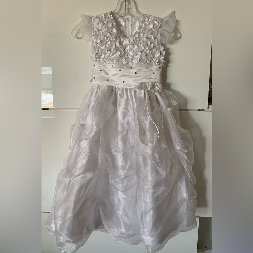 LITTLE DIANA girls flower girl formal , size 6, white dress NWOT